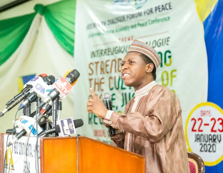 TeilnehmerInnen der Friedenskonferenz in Nigeria fordern Ende der Gewalt