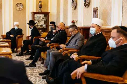 Members of the KAICIID-supported Muslim-Jewish Leadership Council (MJLC) meet with Slovenian government officials (Photo: Jani Ugrin/KAICIID)